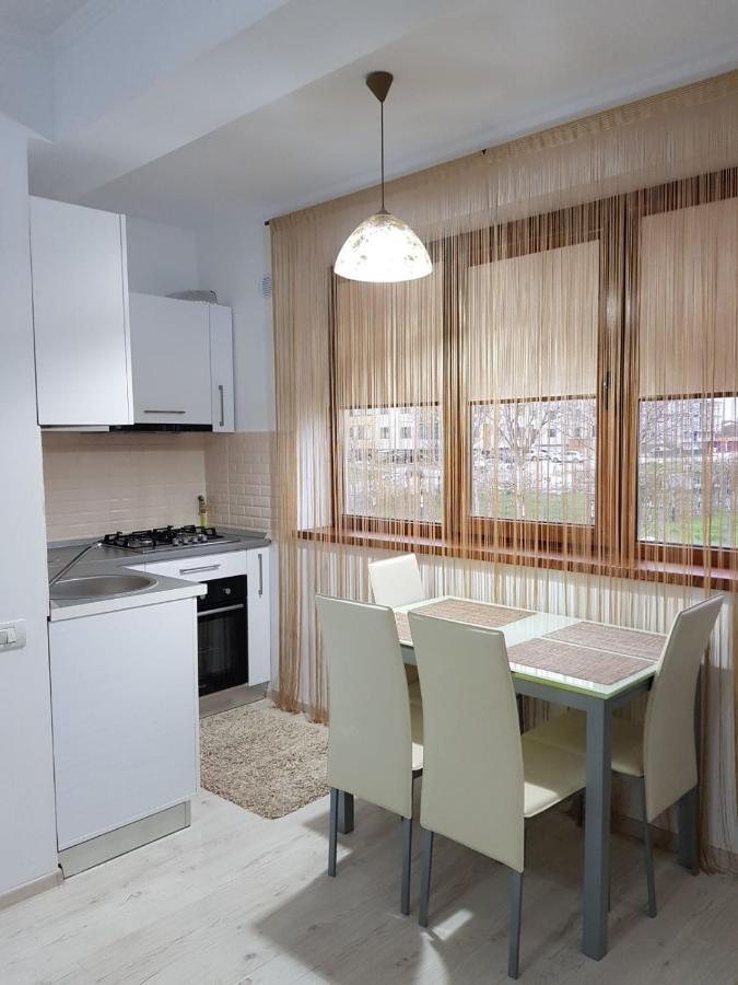 Sarah Apartment Constanţa Buitenkant foto